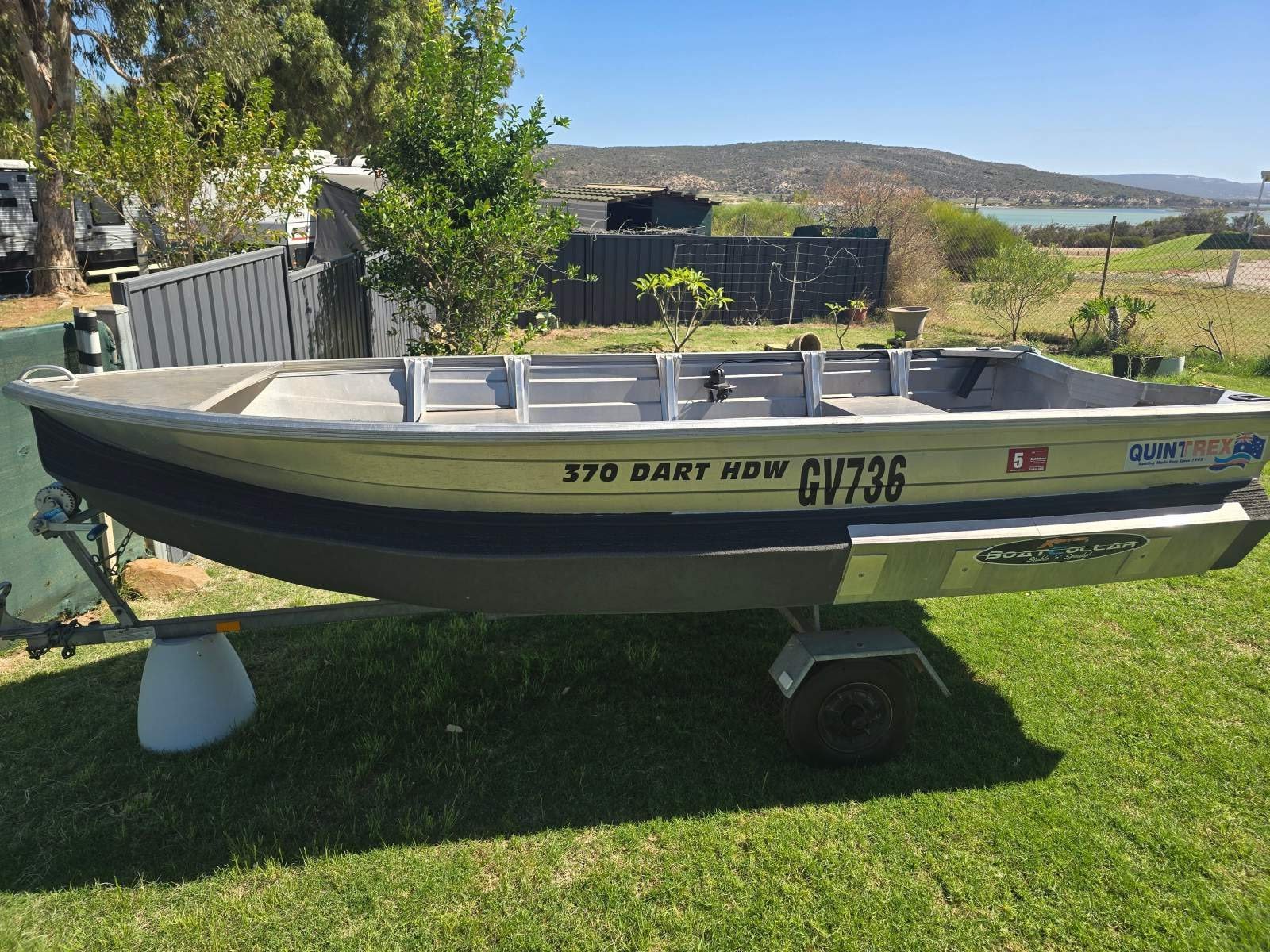 Quintrex 370 Dart HDW Heavy duty model