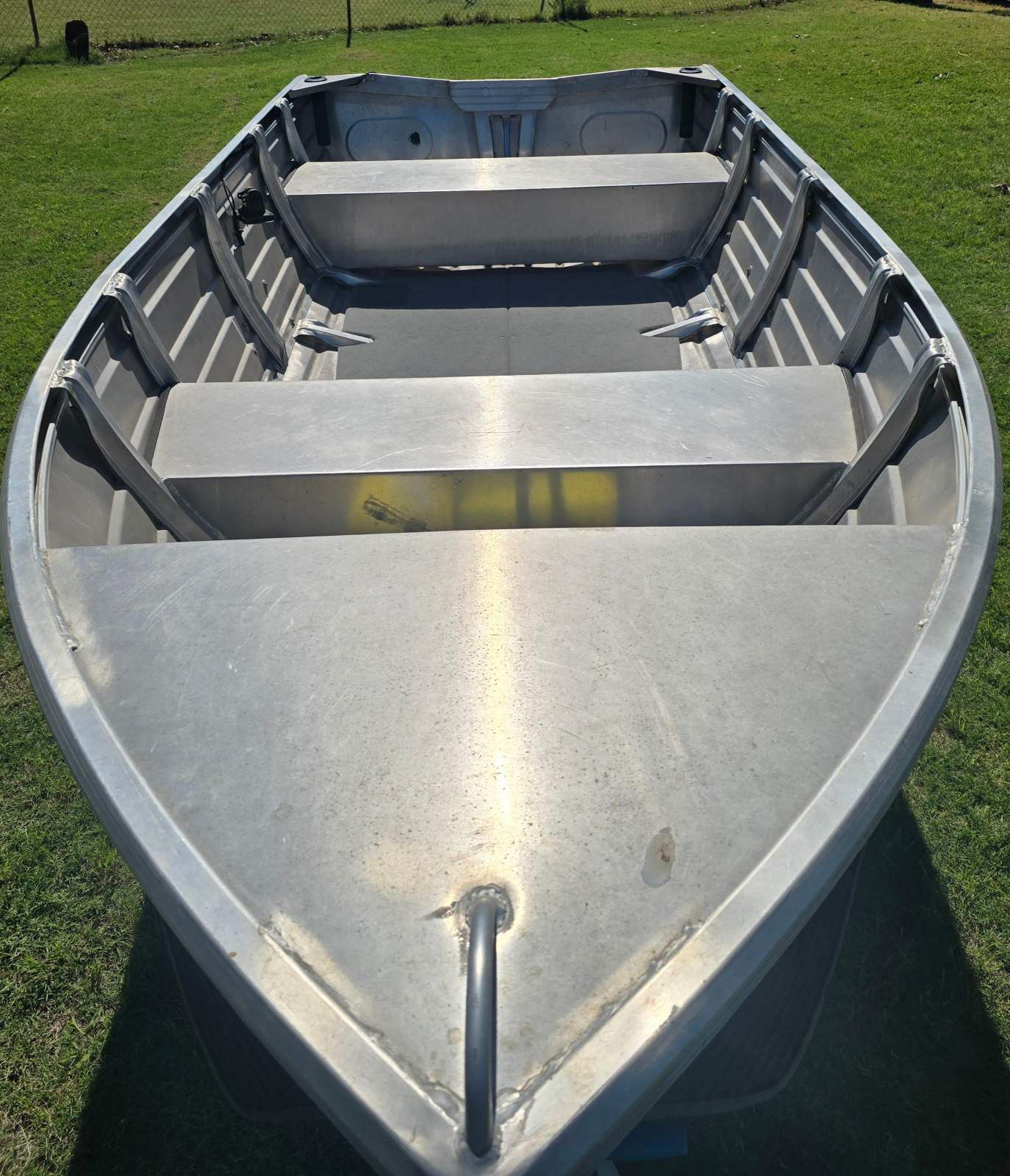 Quintrex 370 Dart HDW Heavy duty model