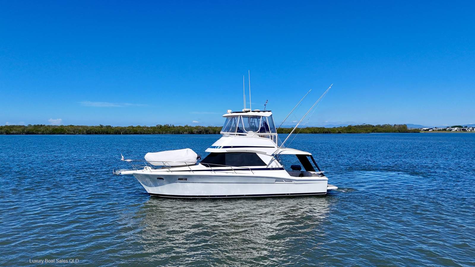 Riviera 36 Platinum Flybridge