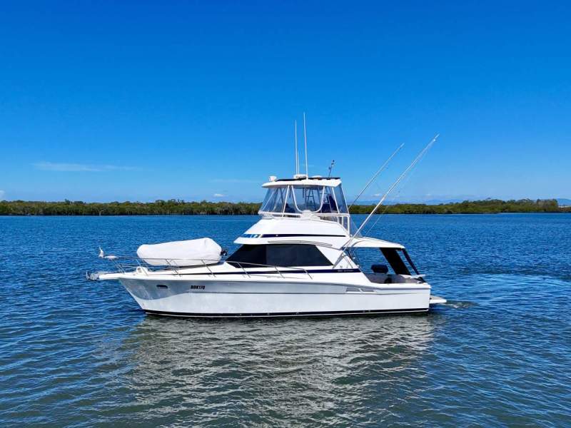 Riviera 36 Platinum Flybridge