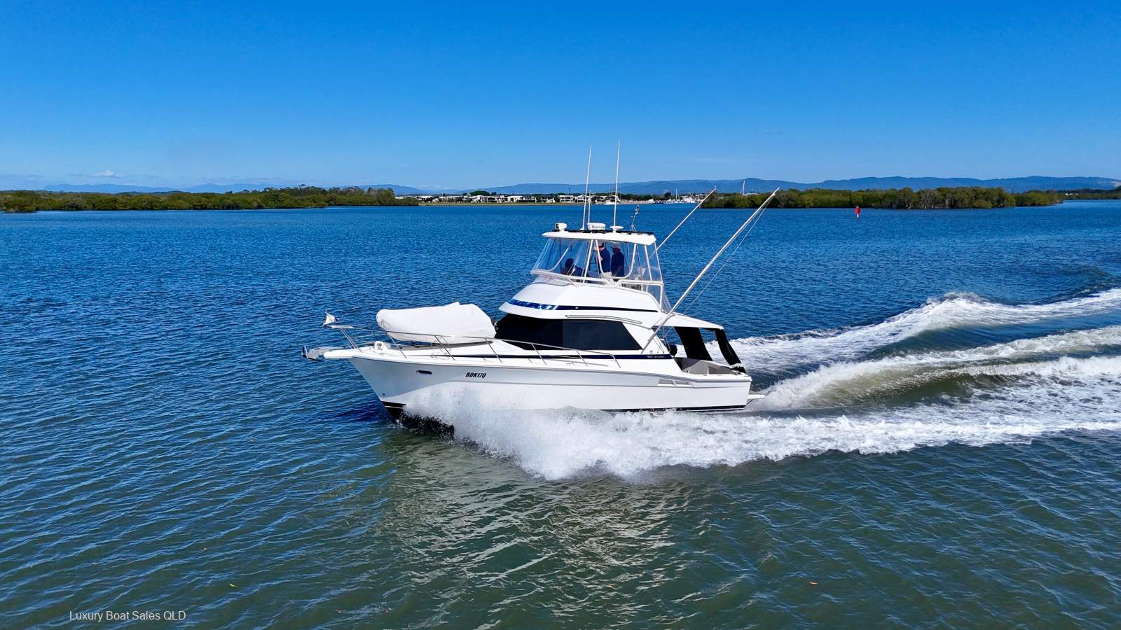 Riviera 36 Platinum Flybridge