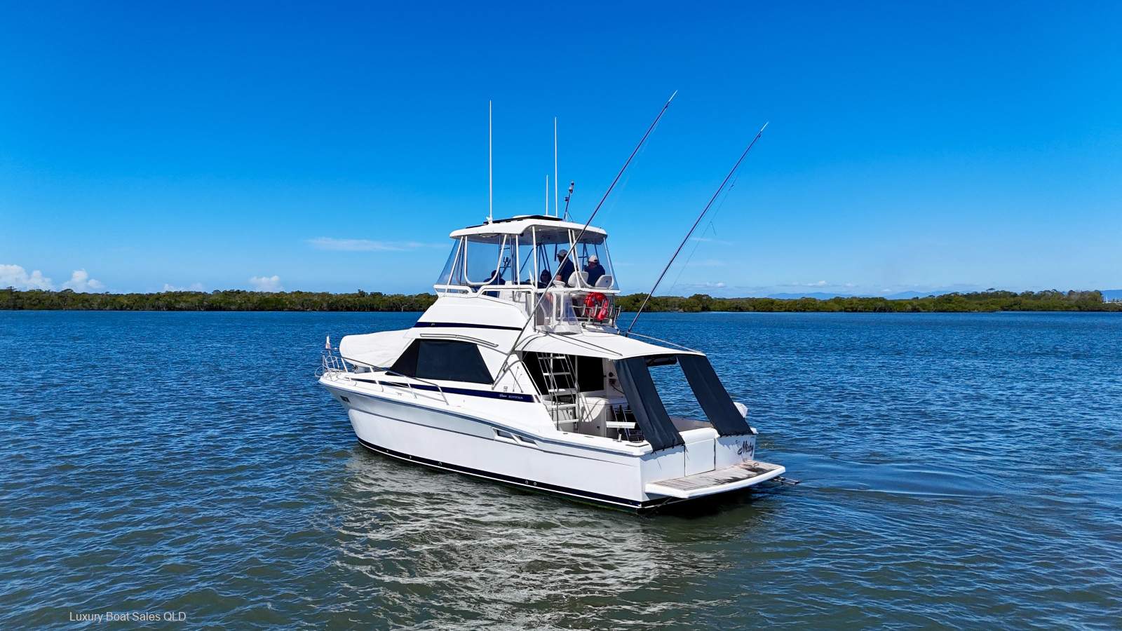 Riviera 36 Platinum Flybridge