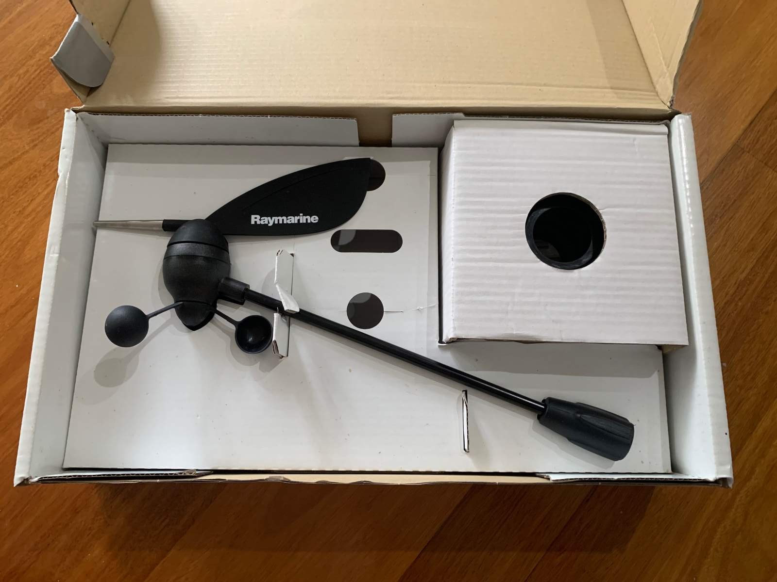 Raymarine Wind Vane / Cable - NEW in box