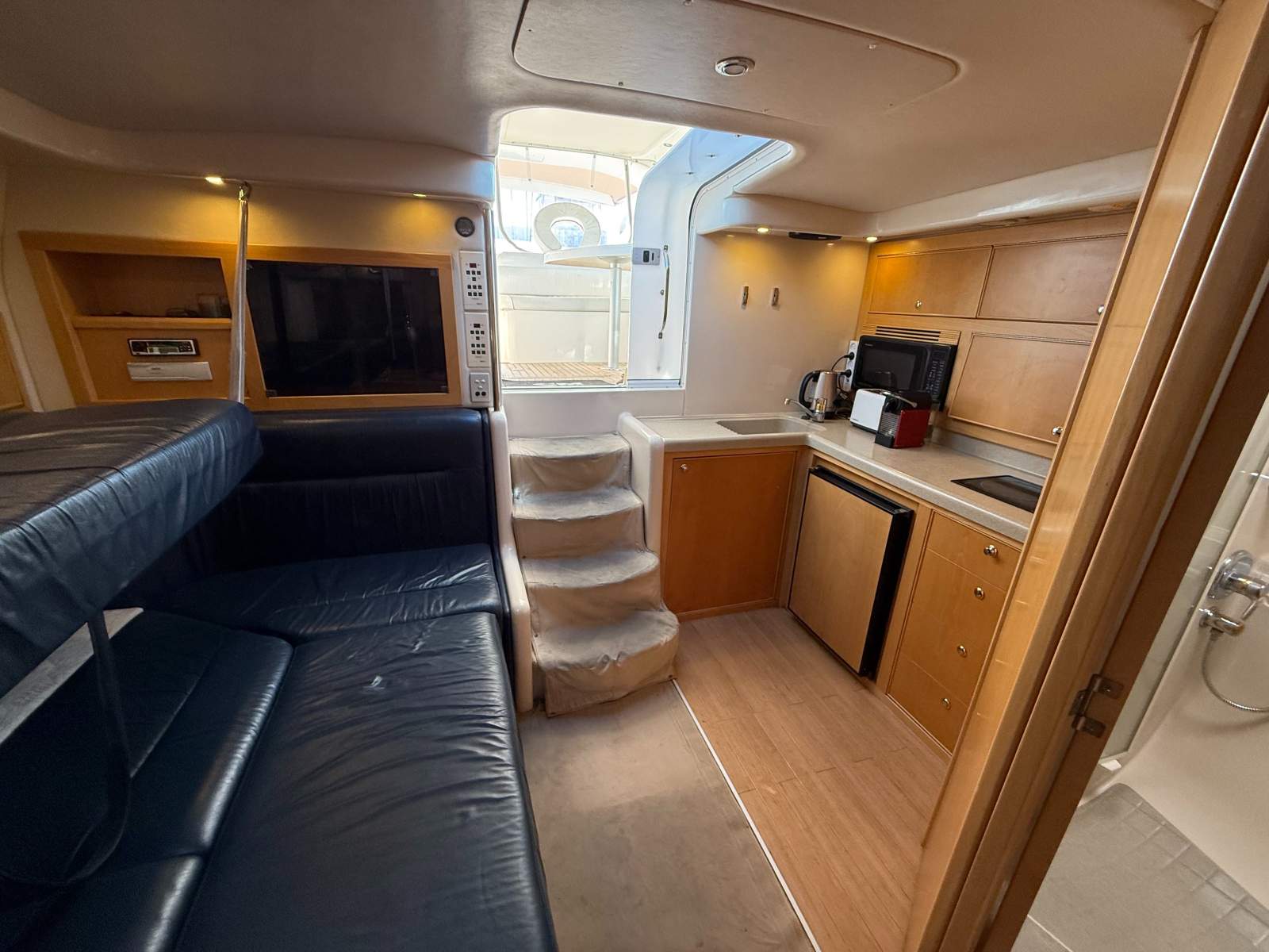 Riviera 4000 Offshore Hardtop Platinum Series &ndash; 2000 Model JO JO