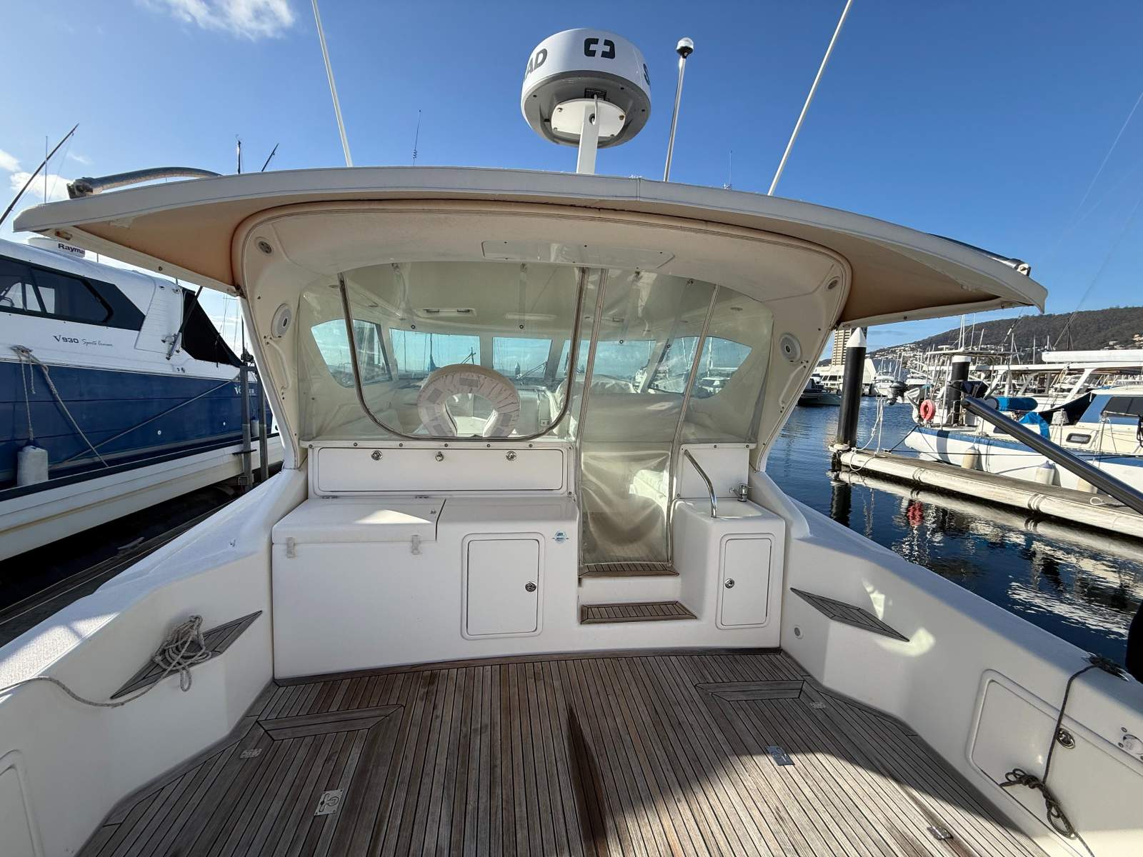 Riviera 4000 Offshore Hardtop Platinum Series &ndash; 2000 Model JO JO