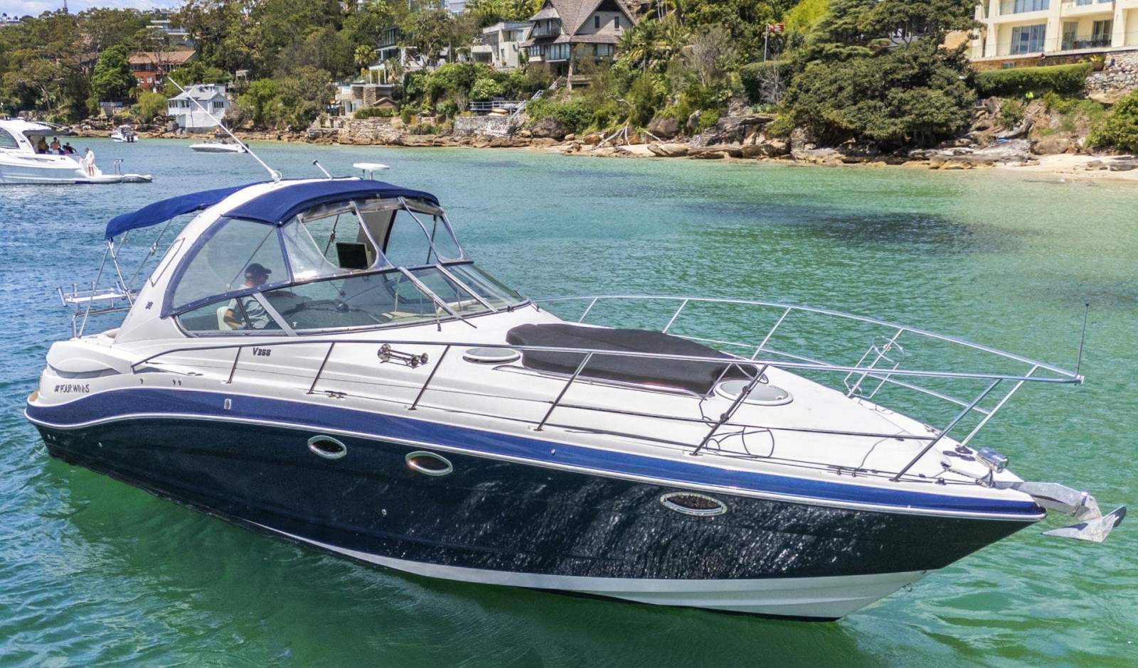 Four Winns Vista 358