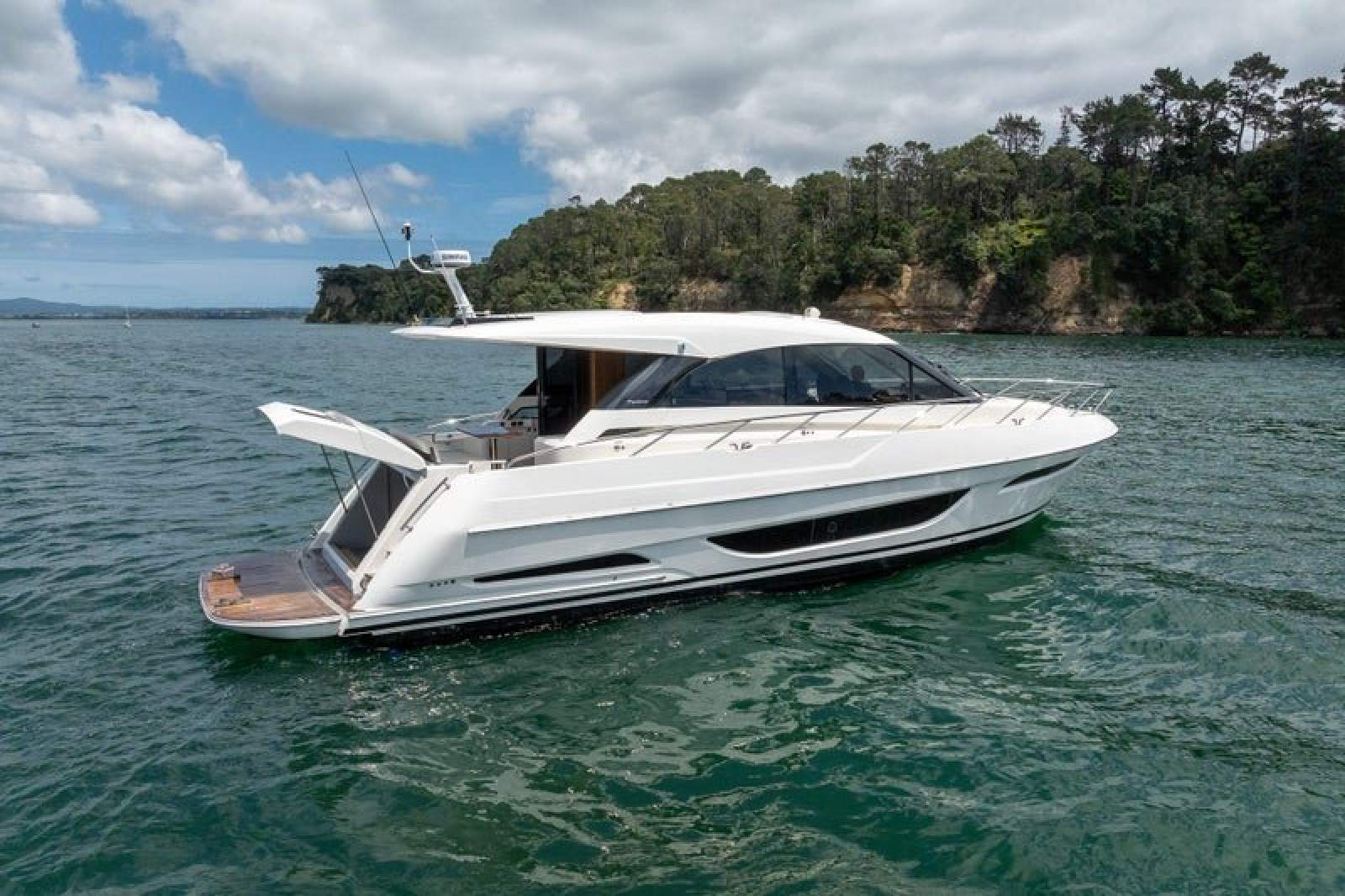 Maritimo X50