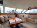 Mustang M43 Flybridge