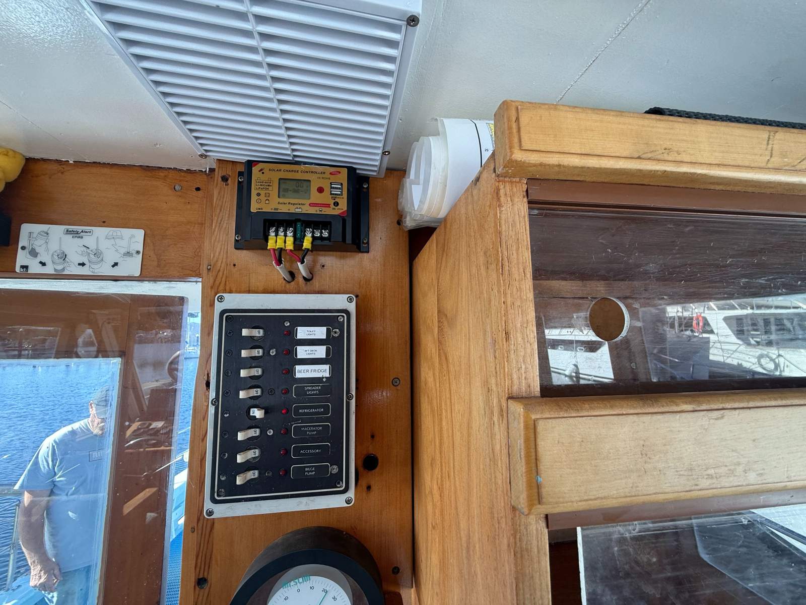 Hartley Cabin Cruiser &ndash; 37 HANGOVER