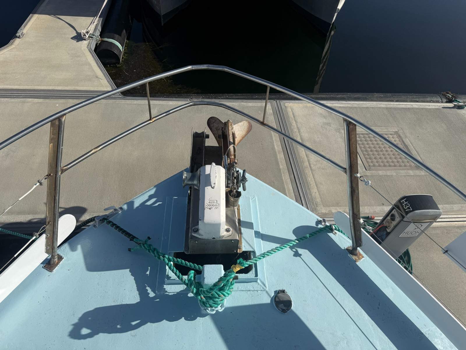 Hartley Cabin Cruiser &ndash; 37 HANGOVER