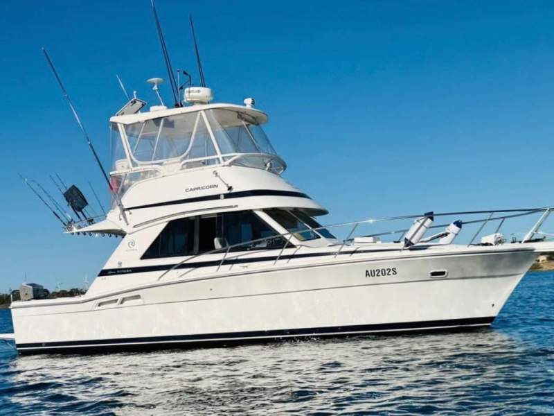 Riviera 34 Platinum Flybridge