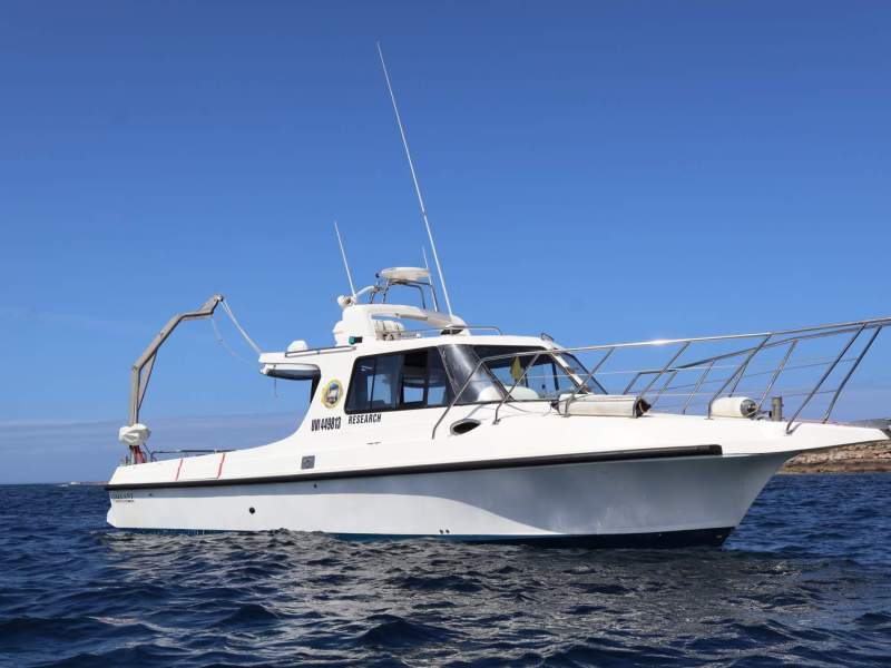 Clayton Marine Gallant 10.4 Fibreglass monohull specialised research vessel