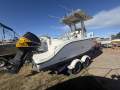 Trophy 2103 Centre Console Great stable fishing platform