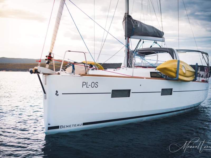 Beneteau 38