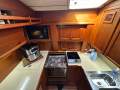 Nauticat 521 Pilot Saloon