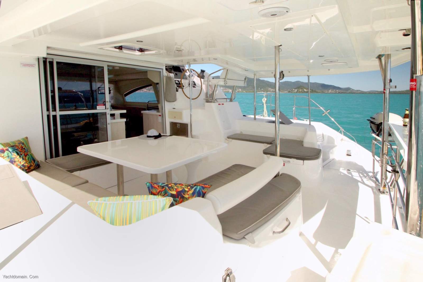 Leopard Catamarans 48