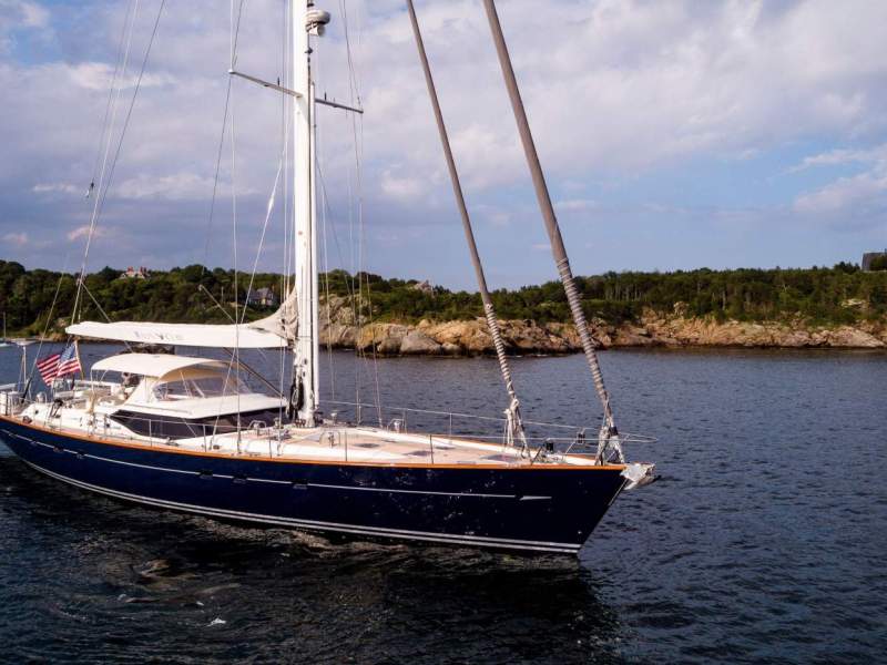 Oyster 82