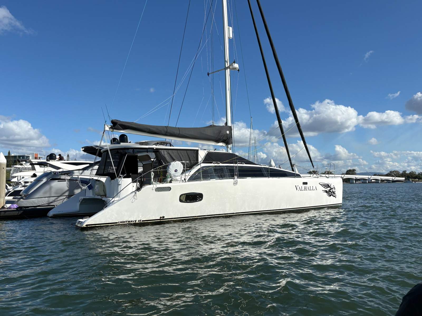 Lightwave 45 Grande - Galley Up, Fwd Nav