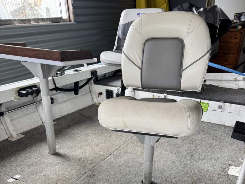 Quintrex 385 Explorer