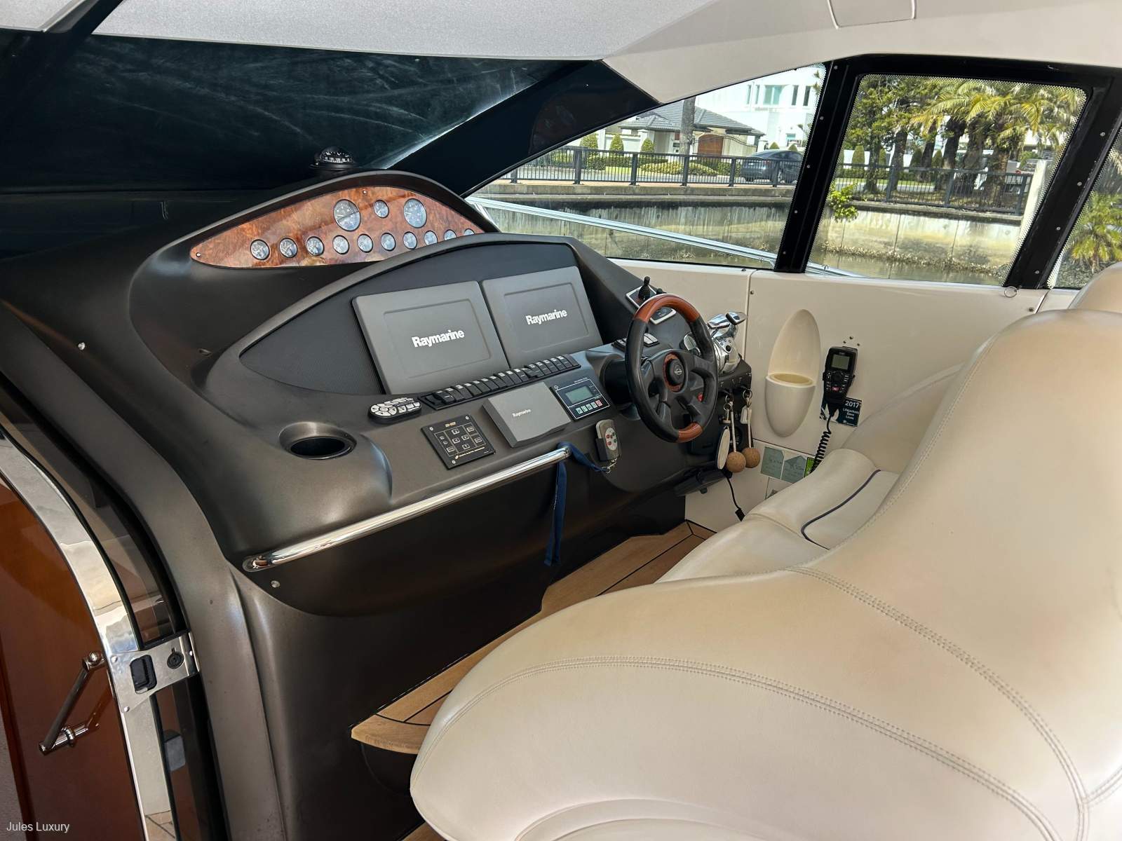 Sunseeker Predator 68