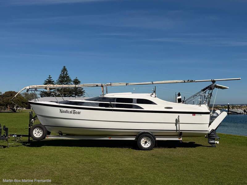 Macgregor 26M with 2020 70Hp Yamaha