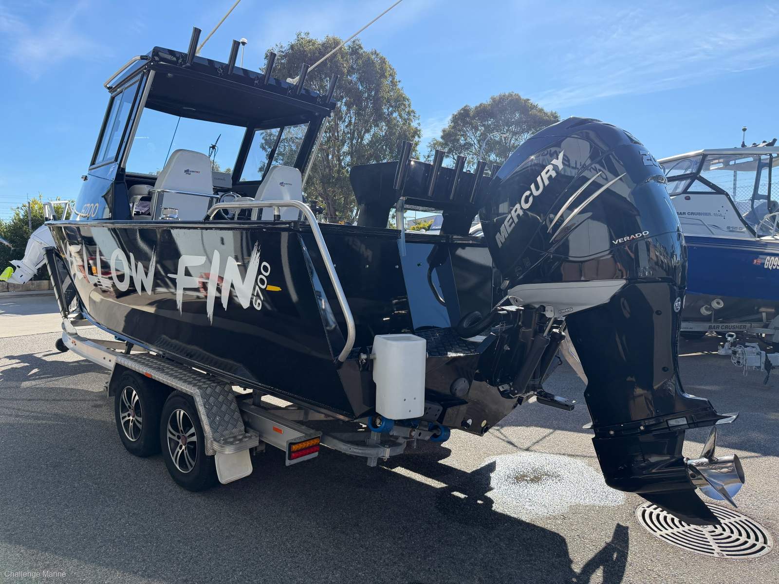 Yellowfin Plate 6700 Hardtop - Mercury Verado 200 Hp 4 stroke 251 hours