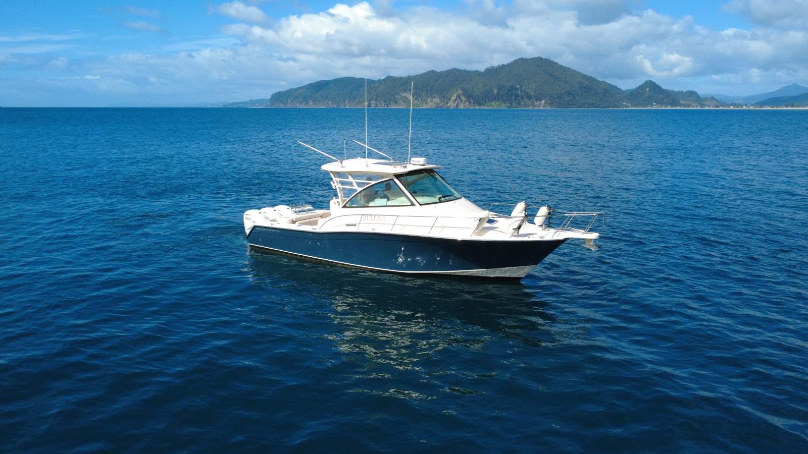 Grady-White Express 370