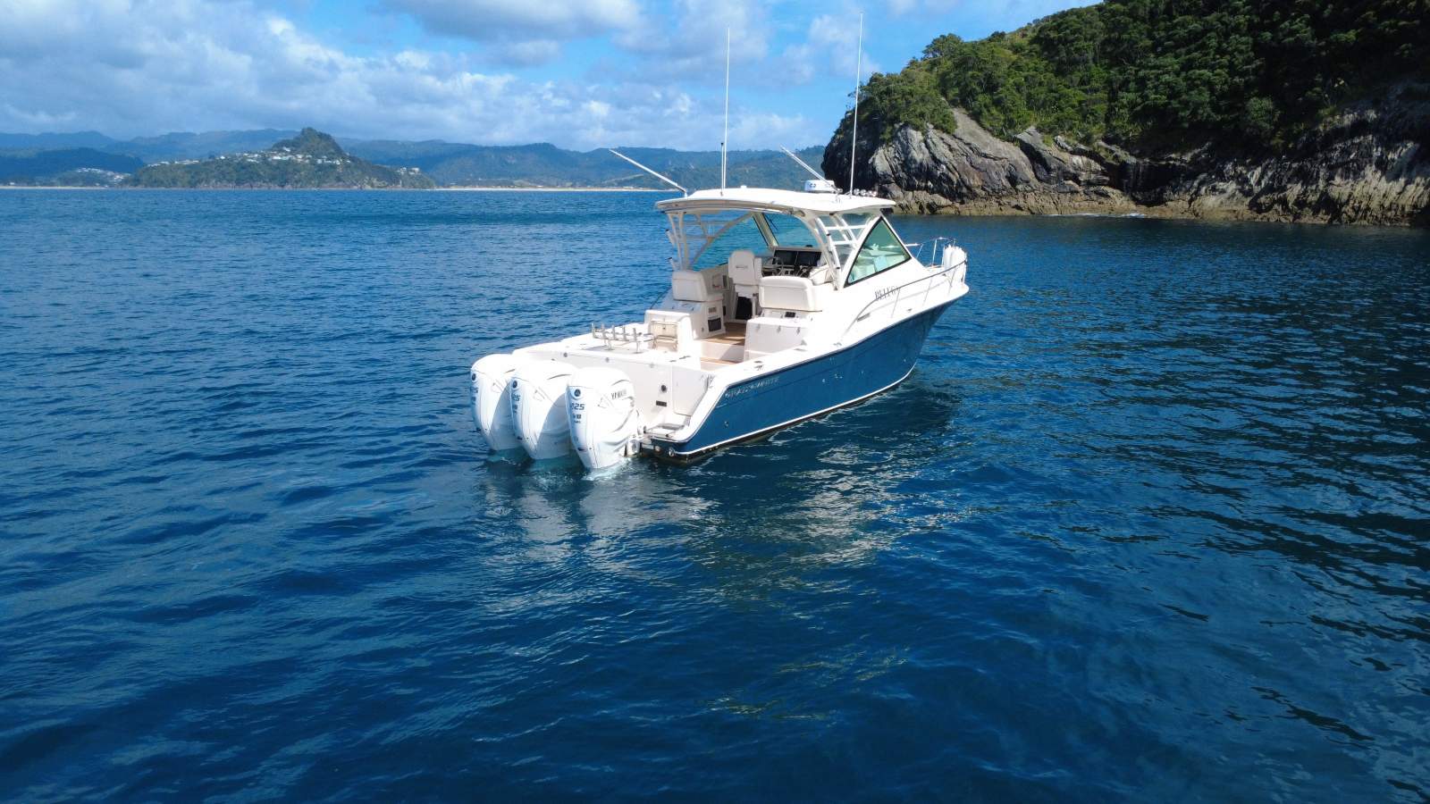 Grady-White Express 370