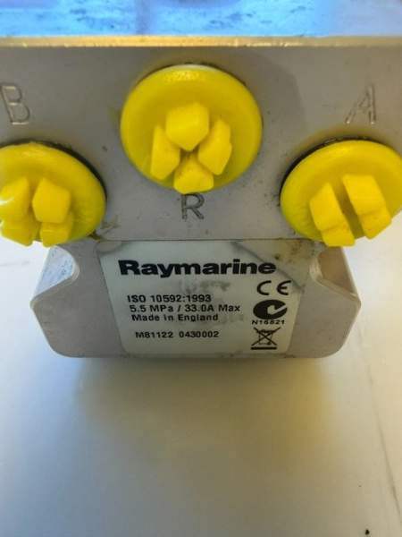 RAYMARINE TYPE 2 HYDRAULIC PUMP 12V