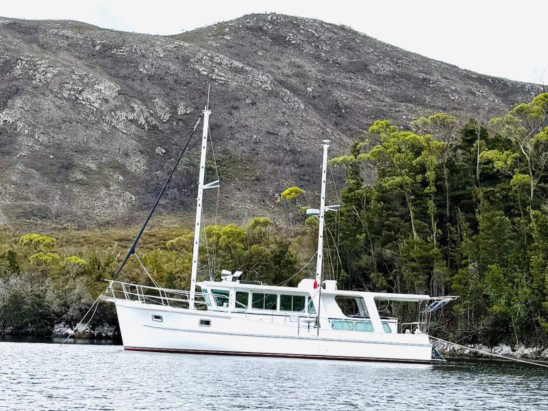 Millkraft 47 Bridgedeck Cruiser