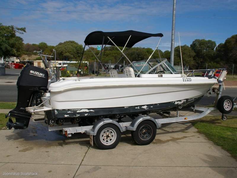 Triumph 195DC 2008 model bow rider