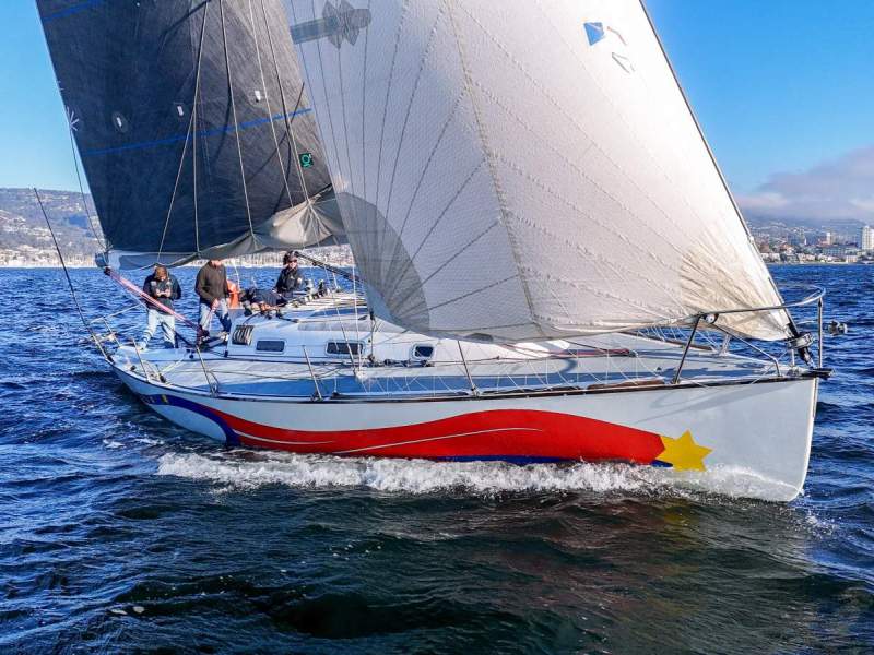 Murray Burns & Dovell 36 HIGHLY COMPETITIVE, SUPERBLY MAINTAINED & UPGRADED