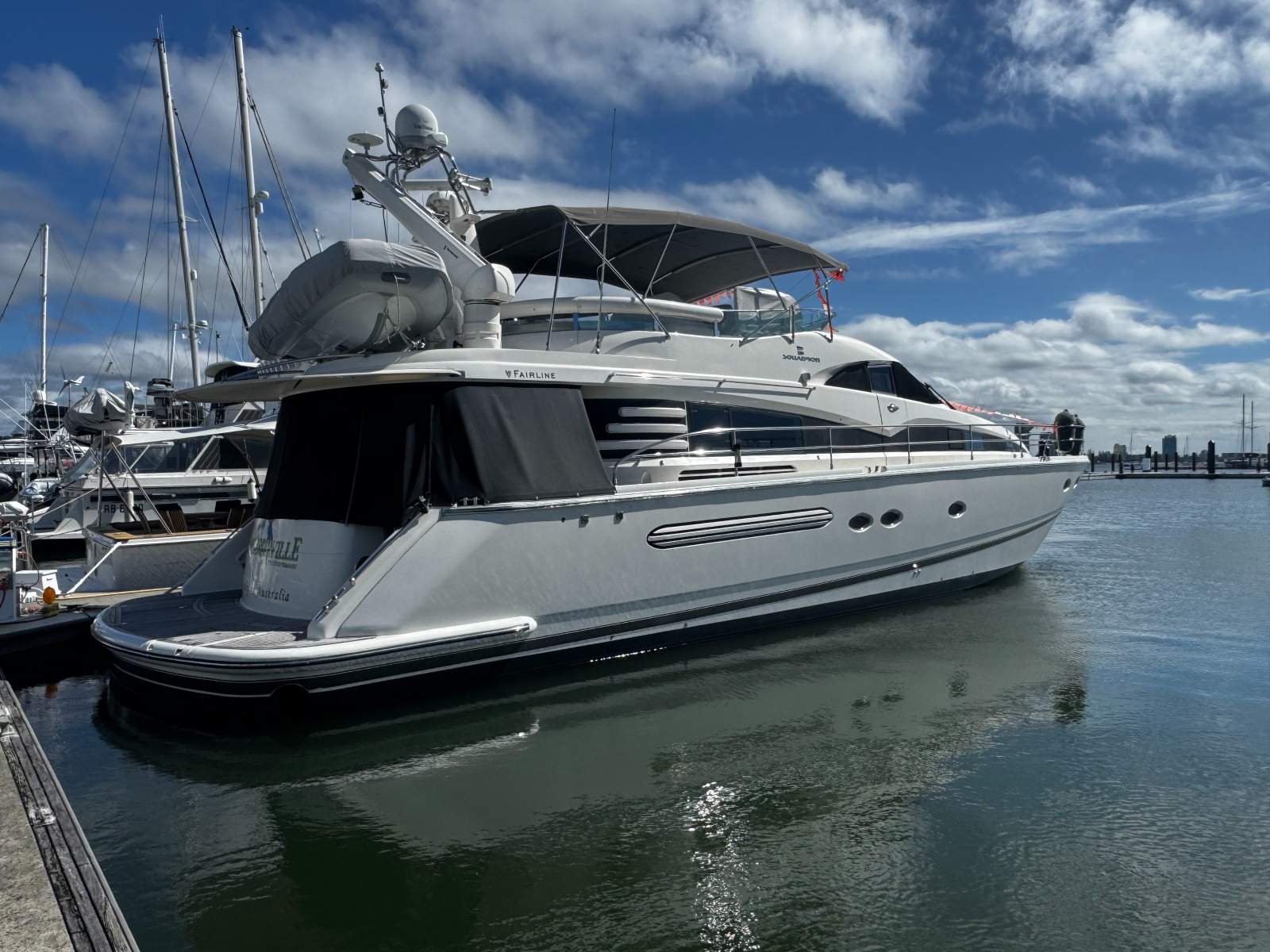 Fairline Squadron 62