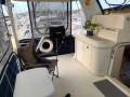 Cruisers Yachts 3650
