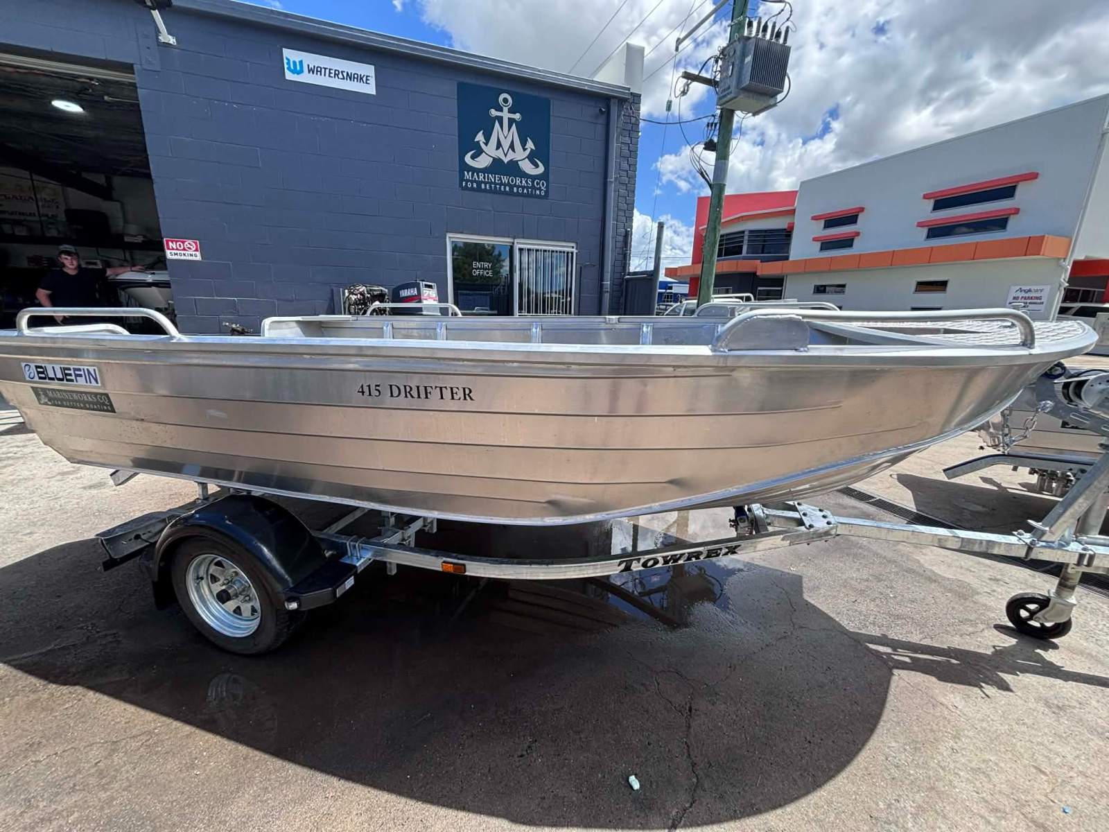 Bluefin 4.15 Drifter at Marineworks CQ