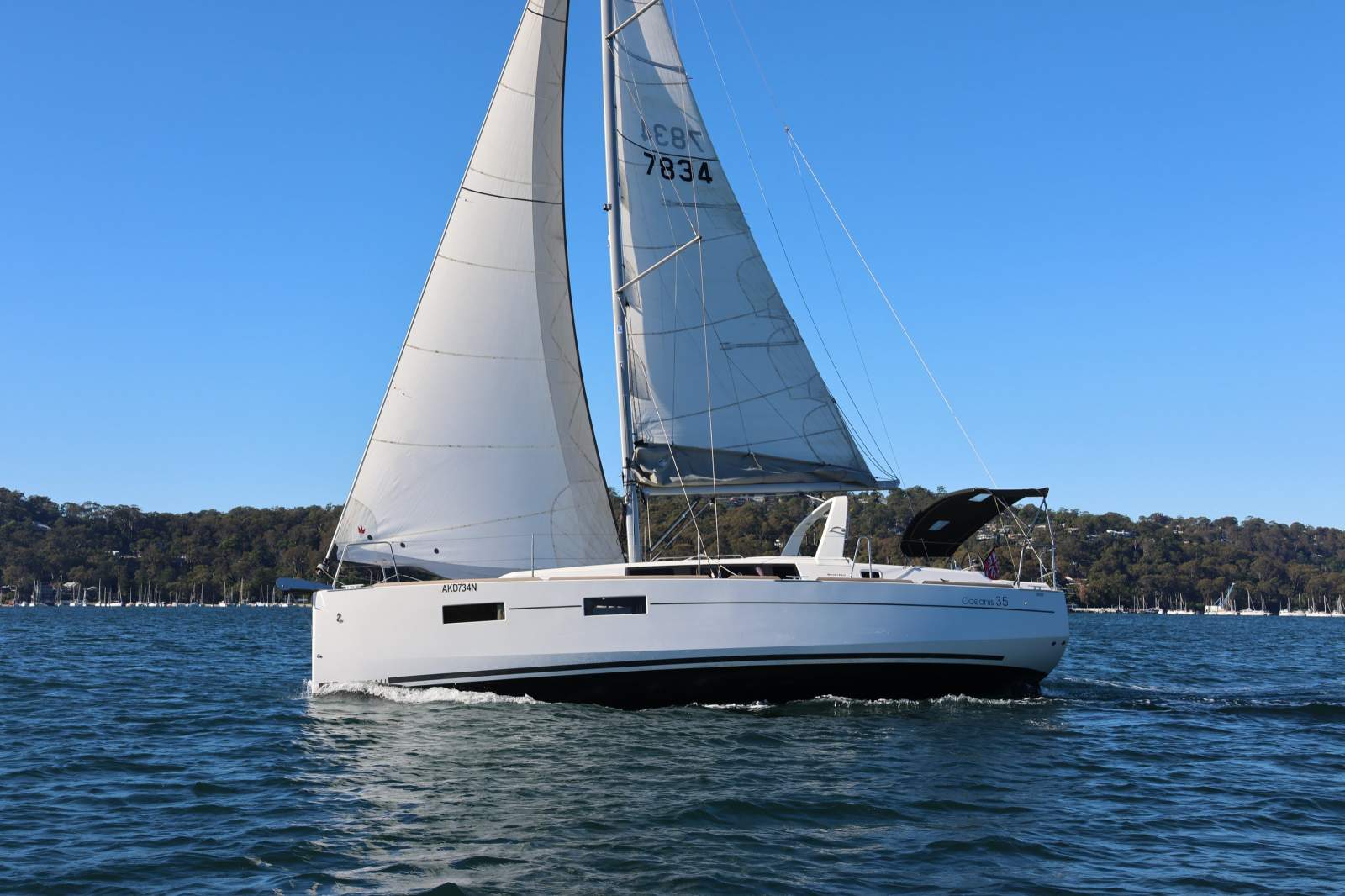 Beneteau Oceanis 35