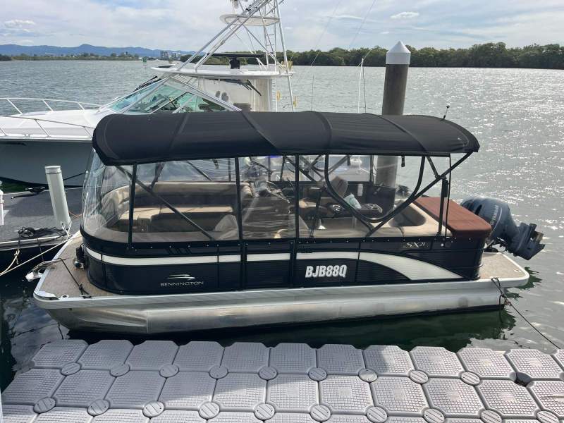 Bennington Pontoon Boat 21SX - 2023MY