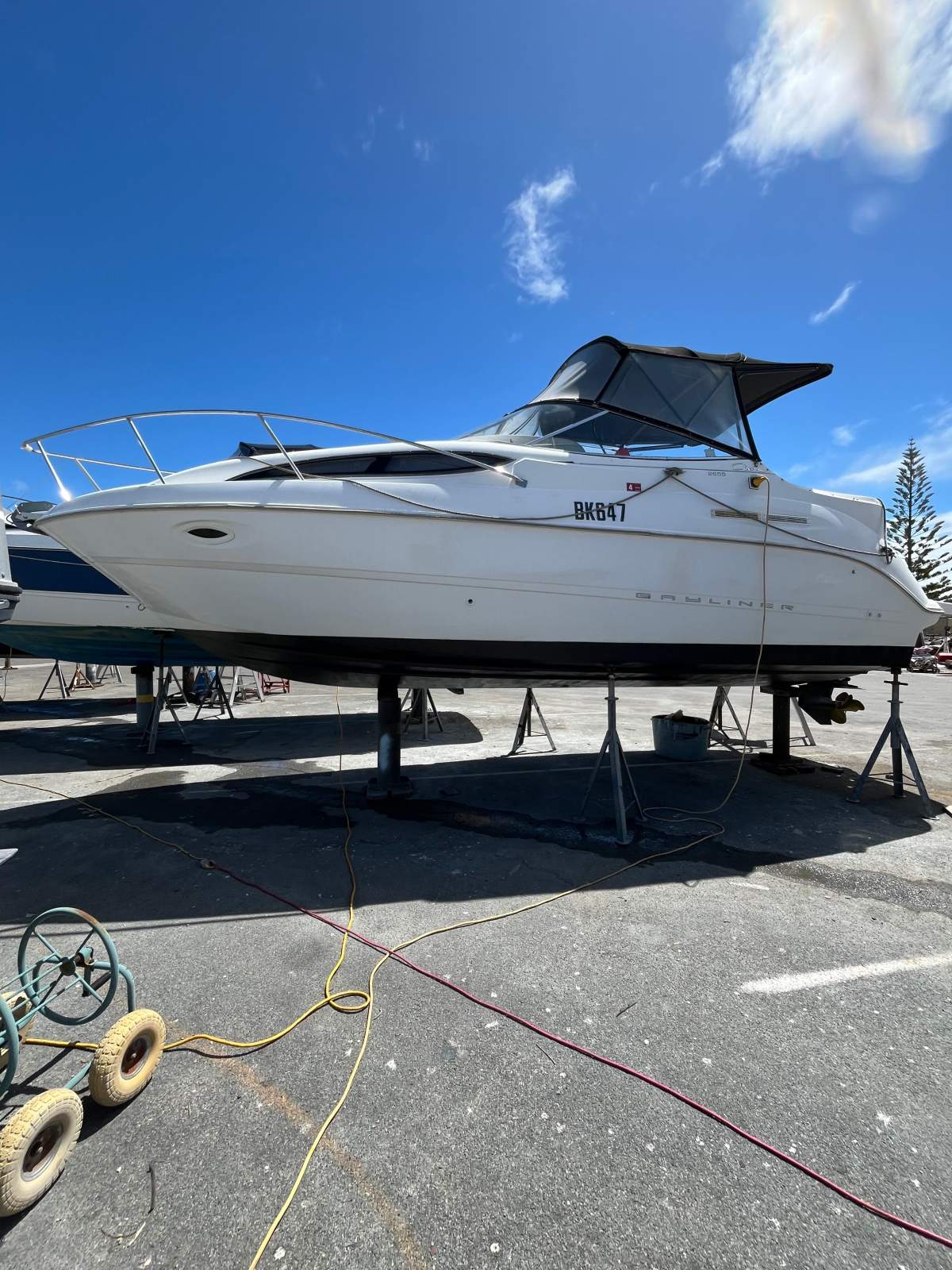 Bayliner 2655 Ciera Cabin Cruiser