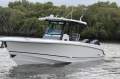 Boston Whaler 330 Outrage Centre Console