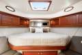 Palm Beach Motor Yachts PB42 Sedan