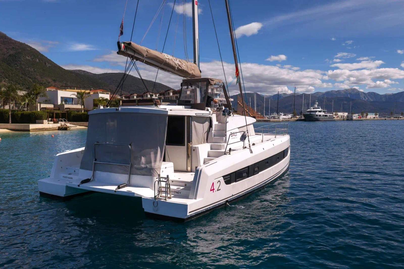 Bali Catamarans 4.2 Catana