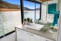 I-SPY Houseboat Holiday Home on Lake Eildon:i-SPY on Lake Eildon