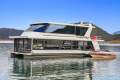 I-SPY Houseboat Holiday Home on Lake Eildon:i-SPY on Lake Eildon