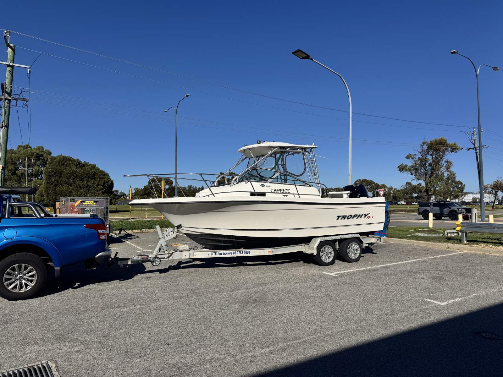 Bayliner 2002 Trophy Pro Walkaround All reasonable offers will be considered