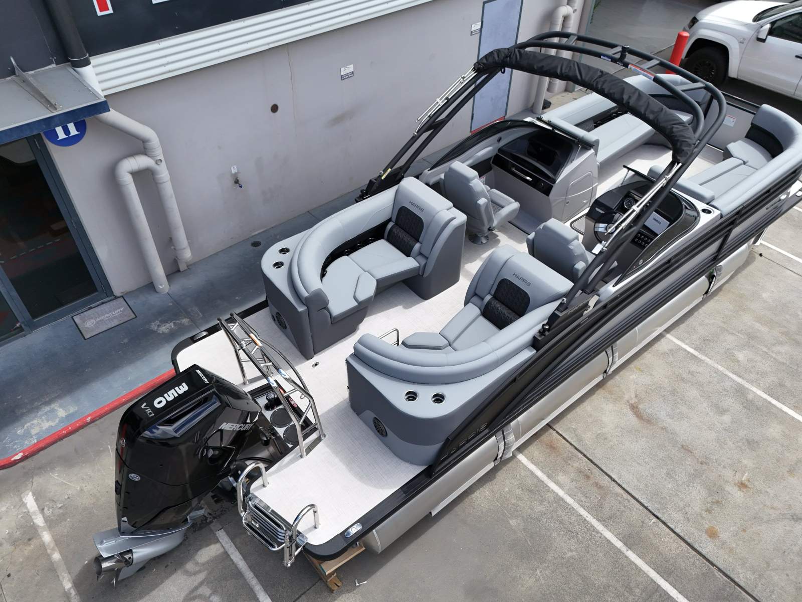 Harris Solstice 250 DC Pontoon Boat
