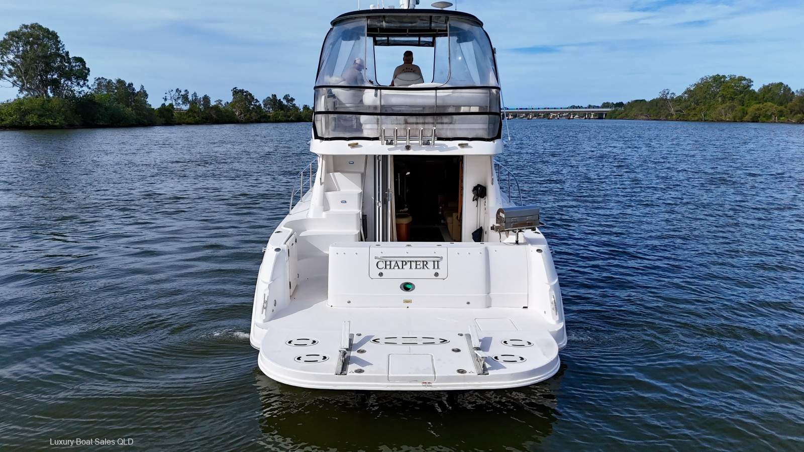 Sea Ray 44 Sedan Bridge