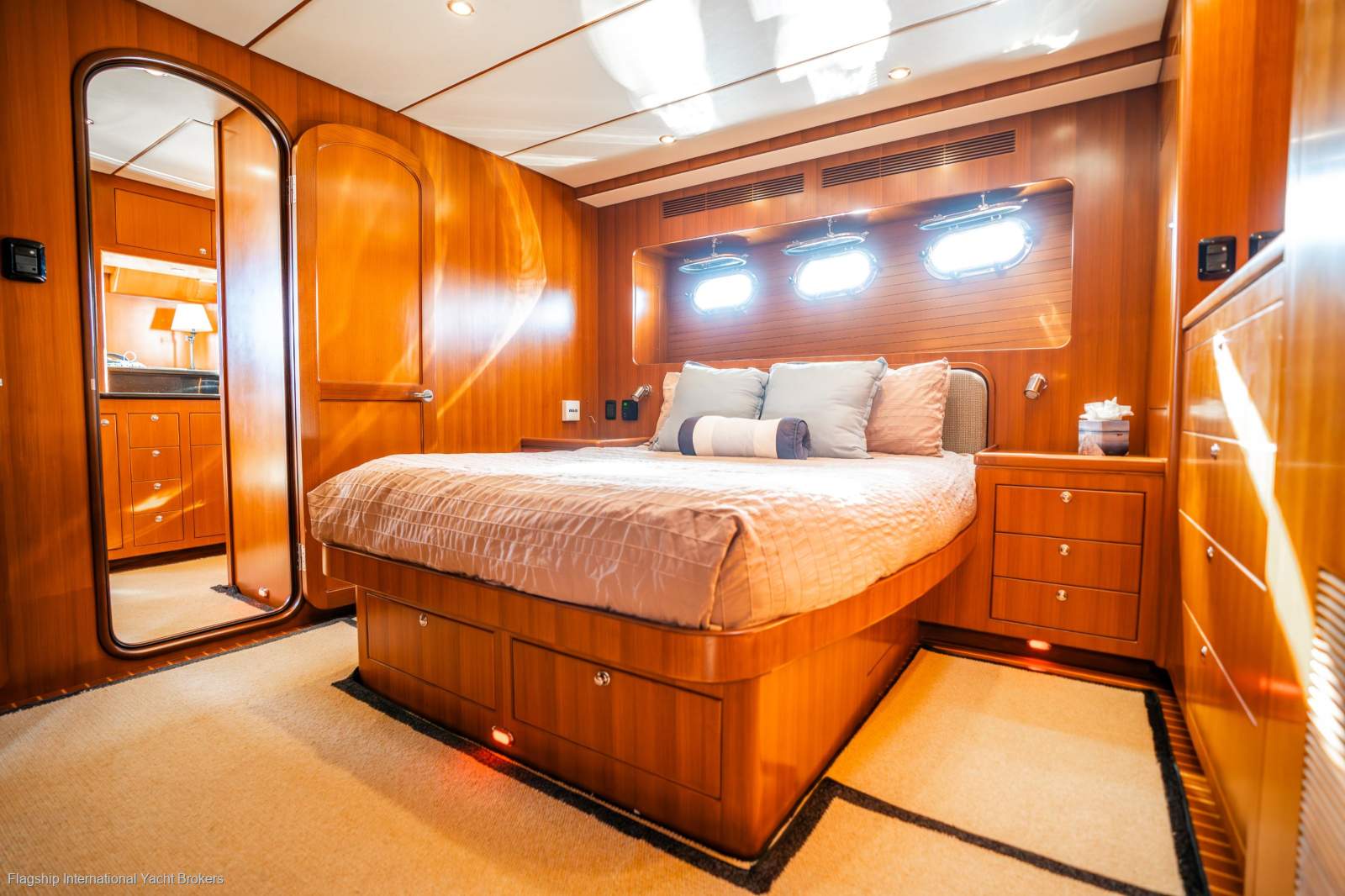 Boat image