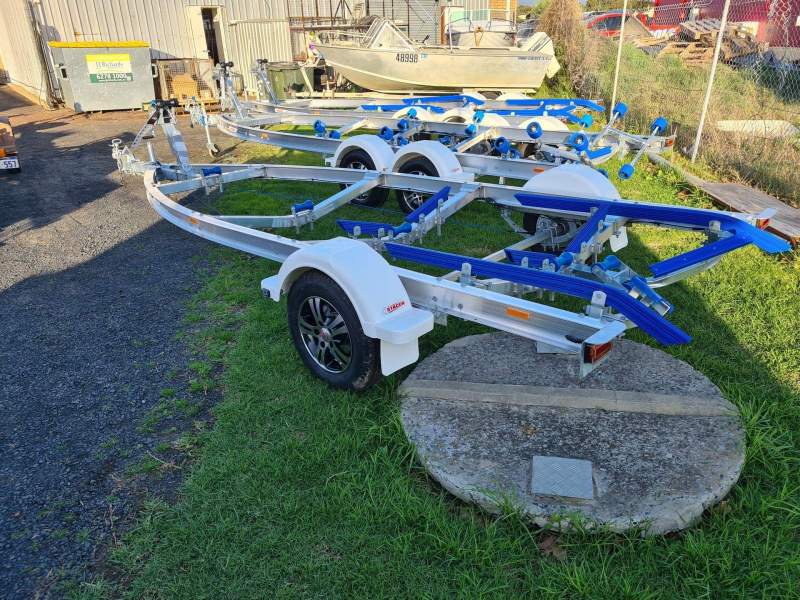 Alloy Move trailer to suite boats 4.5m to 4.9m 1100kgs