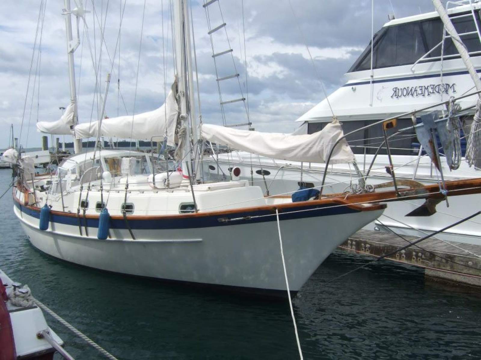 Cabo Rico Tiburion 36