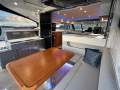 Riviera 5400 Sport Yacht Platinum Edition